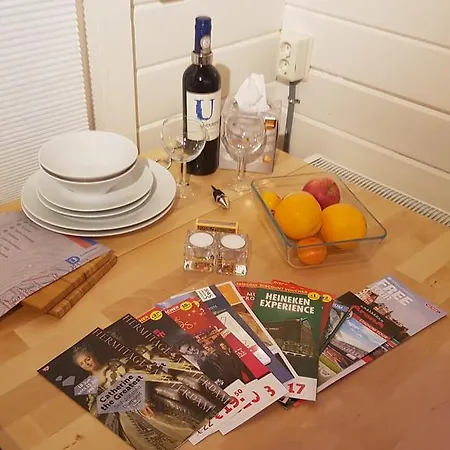 Quaamsterdam Амстердам