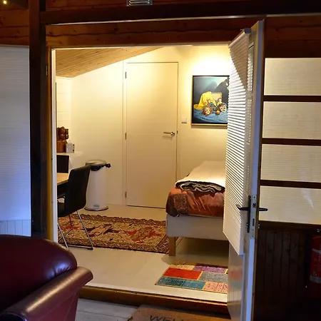 Quaamsterdam Bed & Breakfast